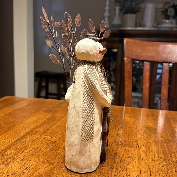 unbranded Christmas snowman statue. - Picture 4 of 6